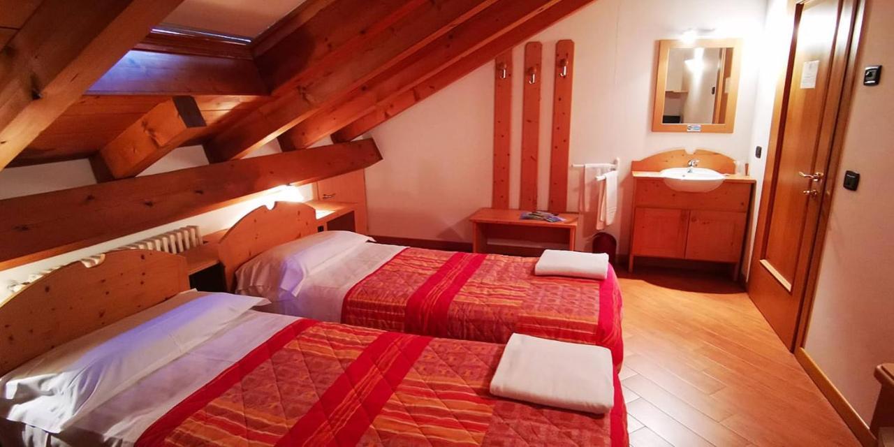 Bed&Breakfast Paradiso Cesiomaggiore Bagian luar foto