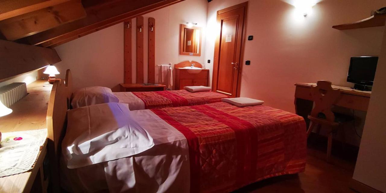 Bed&Breakfast Paradiso Cesiomaggiore Bagian luar foto